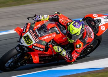 WSBK, Assen FP1: Alvaro Bautista está de volta!