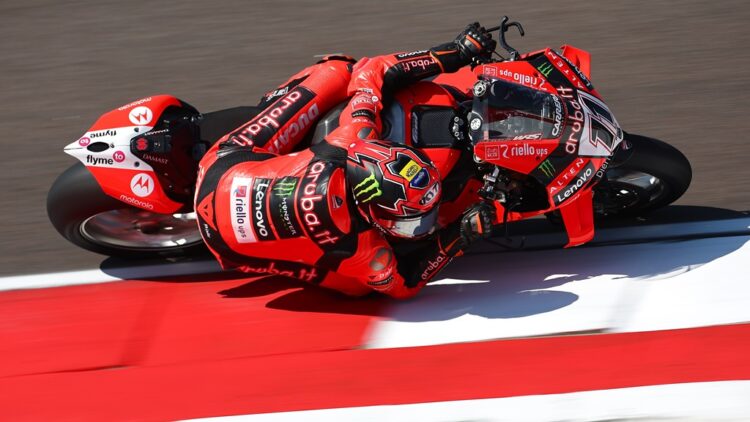 WSBK, Cremona: Bis de Bulega na Corrida Superpole