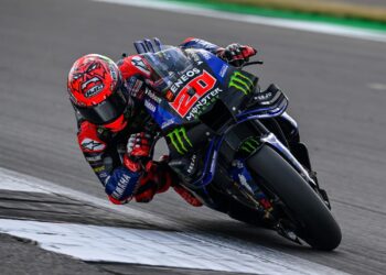 MotoGP Silverstone, FP2: Quartararo na frente, queda de Alex Márquez