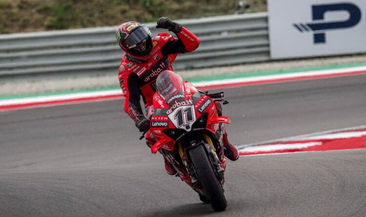 WSBK, Corrida 2: Bulega assina o Hat-Trick em Cremona