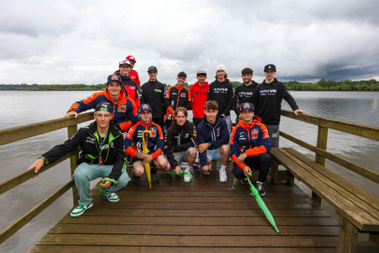 MXGP: Pilotos mundialistas conhecem tradições e gastronomia de Águeda