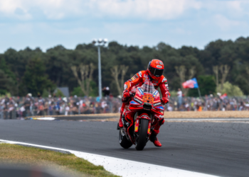 MotoGP: Marc Márquez é o mais rápido do FP1 em Silverstone; Miguel Oliveira em P20