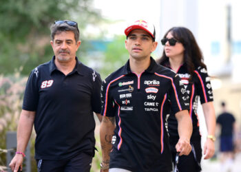MotoGP: Empresários de pilotos da grelha acham contrato de Martín com a Aprilia “incomum”