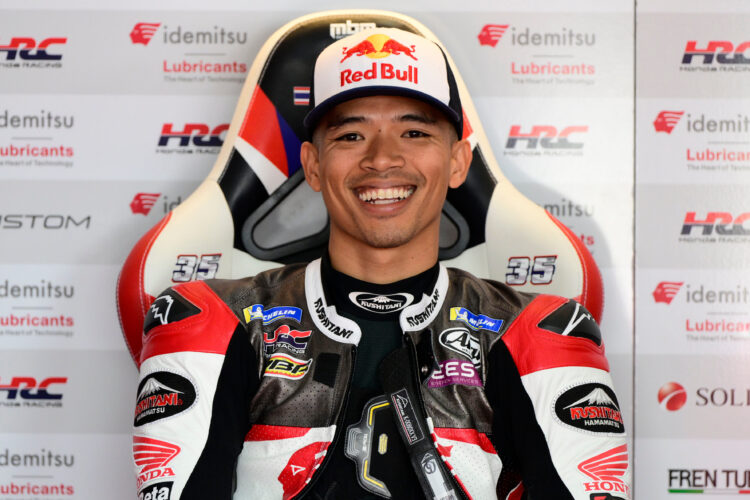 MotoGP: Somkiat Chantra fica de fora do GP de França após cirurgia ao braço
