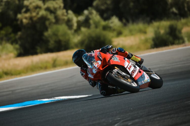 CN Velocidade; Circuito do Estoril recebeu a segunda ronda 