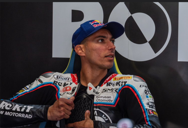 WSBK: Toprak Razgatlioglu de “mãos atadas” afirma ‘a BMW ainda tem de aprender’
