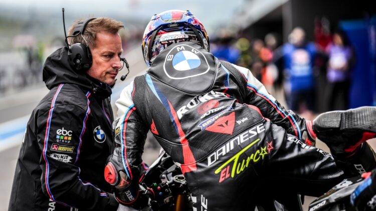 WSBK, Toprak Razgatlioglu: “Foi a minha melhor sexta-feira este ano”