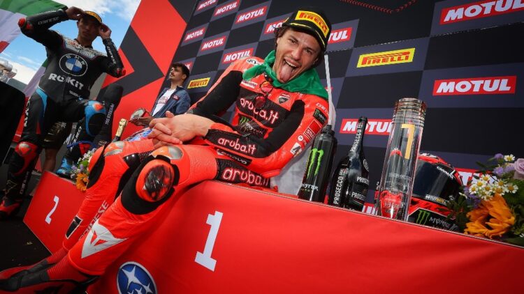 WSBK Most, Nicolo Bulega: “Arrisquei tudo na última volta, dei os 300 por cento”