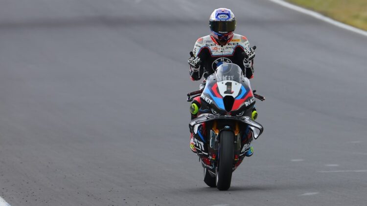 WSBK, Toprak irritado: “Os últimos 100 metros destruíram tudo”