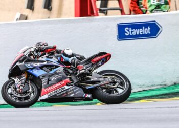 EWC, Spa após 3 horas: Agora a chover BMW assume a liderança