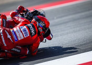 MotoGP, Aragão, Warm-Up: Marc começa o dia de faca nos dentes