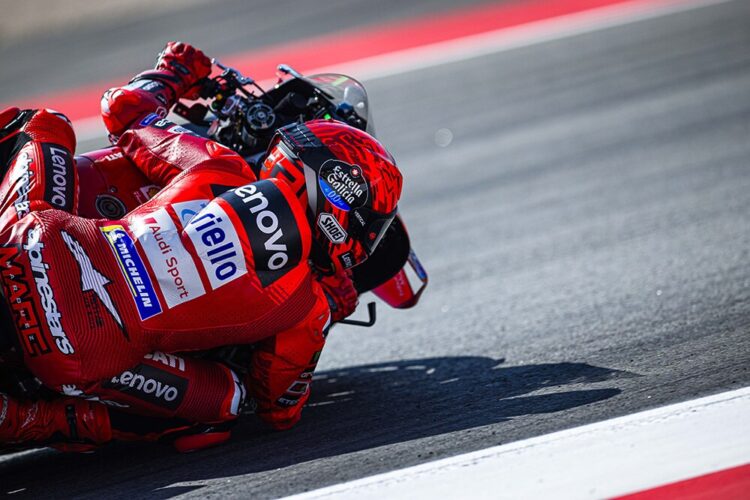MotoGP, Aragão, Warm-Up: Marc começa o dia de faca nos dentes