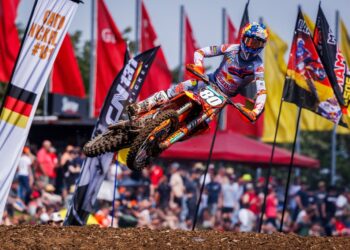 MX2 Alemanha: Andrea Adamo vence e lidera o mundial