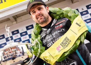 Tourist Trophy: Harrison repete vitória, Todd e Dunlop com problemas