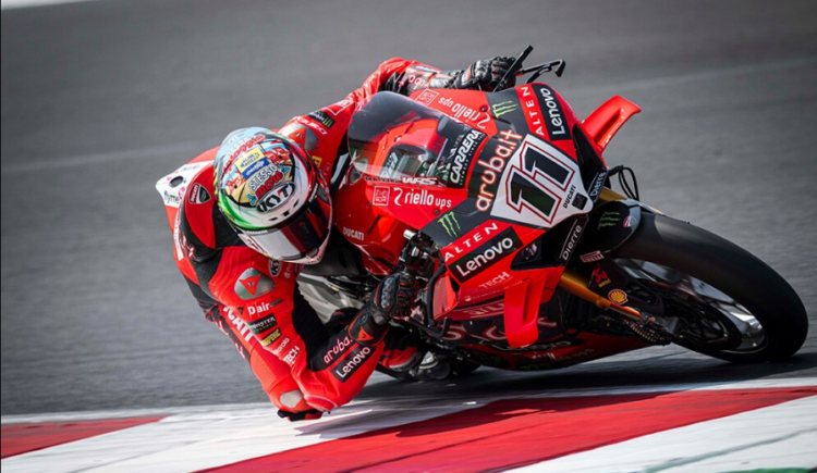 WSBK, Misano FP3: Bulega voa com Toprak como a sua sombra