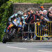 Tourist Trophy: Michael Dunlop soma e segue nas Supersport