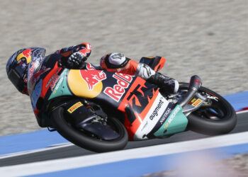 Moto3, Assen: Rueda vence corrida louca que termina com bandeira vermelha