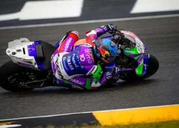 MotoGP: Gino Borsoi ‘Destacar a forte corrida do Miguel; dá esperança para o futuro’