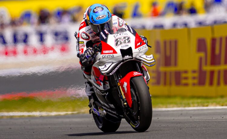 MotoGP, Miguel Oliveira: “Bati no pneu traseiro do Miller e quase foi atirado para fora da moto”