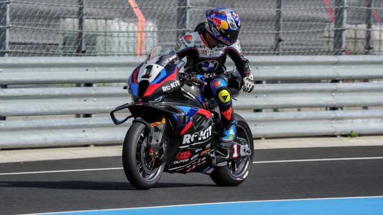 WSBK: Pole position de Toprak Razgatlioglu na Húngria