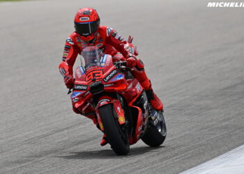 MotoGP: Marc Márquez mostra quem manda no FP1 em Brno