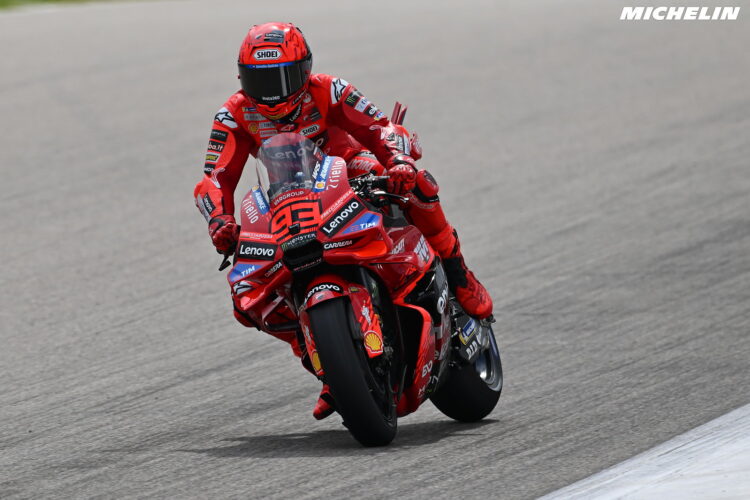 MotoGP: Marc Márquez mostra quem manda no FP1 em Brno