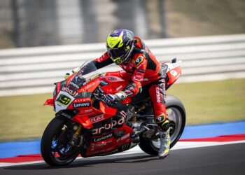 WSBK, Stefano Cecconi (Ducati): “Podemos pagar para ter um piloto jovem”