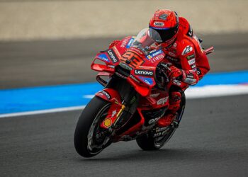 MotoGP, Brno: Marc Márquez fecha Warm-up no topo, Oliveira 5º
