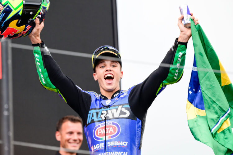 MotoGP:Histórico! O momento que Diogo Moreira conquista a primeira vitória brasileira em Moto2