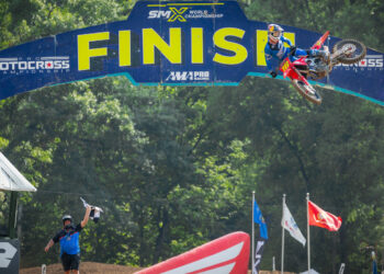 AMA Pro Motocross: Jett Lawrence brilha juntamente com o seu irmão Hunter