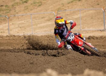 AMA Supercross 250: Dobradinha de Jo Shimoda, Deegan em dificuldades