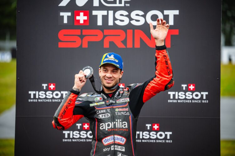 MotoGP, Marco Bezzecchi (P2): “Sabia que o Marc estava mais rápido!”