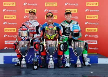 BSB, Thruxton, Corrida 1: Ryde vence novamente
