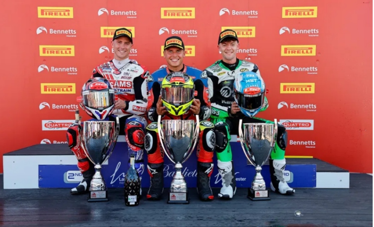 BSB, Thruxton, Corrida 1: Ryde vence novamente