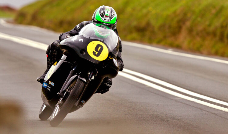 Ilha de Man – Browne vence Senior Classic por 0,268 segundos