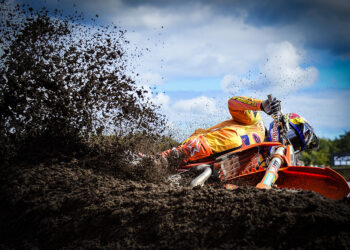 MXGP: Herlings vence em Arnhem e Coenen brilha na luta pelo título