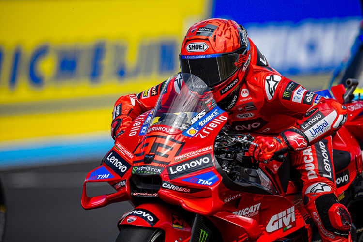 MotoGP, Balaton Park FP2: Marc Márquez à frente de Acosta