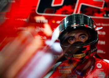 MotoGP, Bagnaia exige respostas da Michelin: “Pneus acabaram em três voltas”