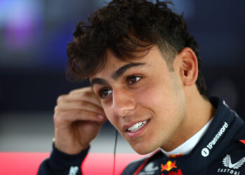 MotoGP: Piloto de F2 Arvid Linblad identifica Marc Márquez como “maluco”