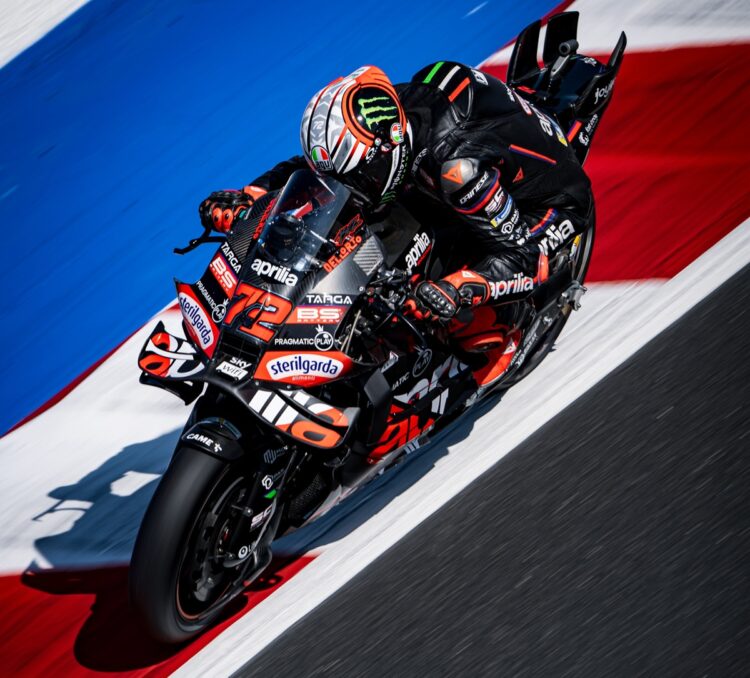 MotoGP: Marco Bezzecchi faz a Pole Position em “casa”