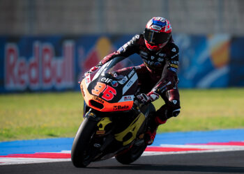 Moto2, Japão- Dixon em grande no FP1