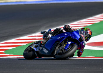 MotoGP: Alex Rins “apaixonado” pelo protótipo V4