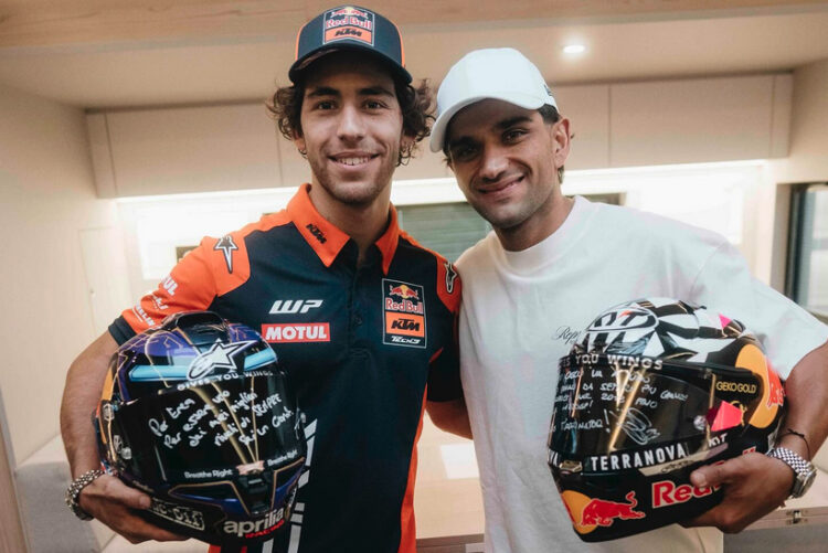 MotoGP – Martin e Bastianini trocam capacetes