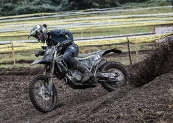 Triumph conquista primeira vitória no Enduro 1