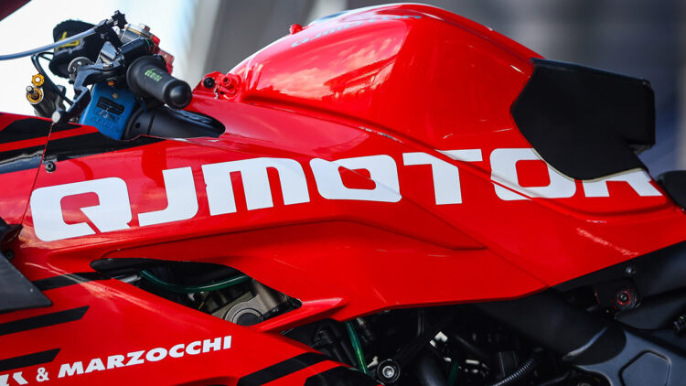 SBK, Magny-Cours – Nova QJMOTOR homologada pela FIM
