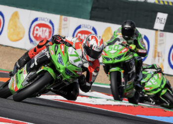 SSP300, Magny-Cours – Veneman na Pole