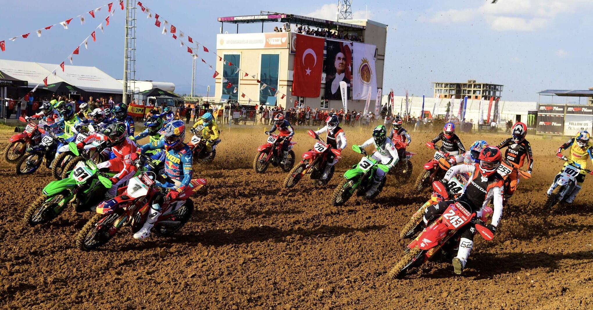 MXGP: Tudo por decidir na penultima ronda thumbnail