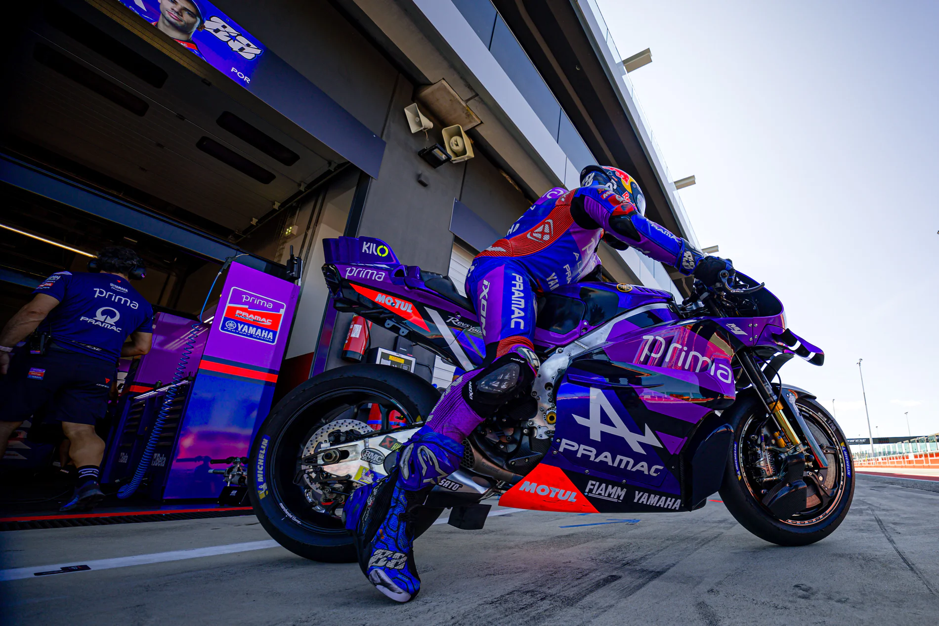 MotoGP: Miguel Oliveira ‘melhorámos o nosso nível’ thumbnail