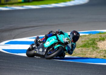 WSBK: Ivo Lopes apesar de problema técnico com boa prestação no Estoril