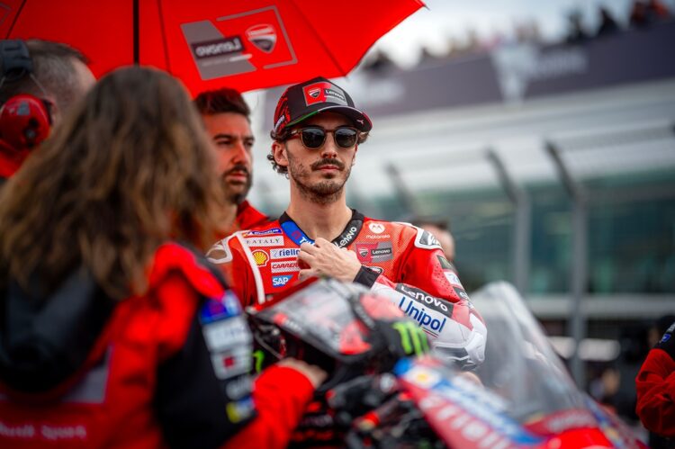 MotoGP: Francesco Bagnaia ‘prometi que não terminaria a corrida na parte de trás do pelotão’
